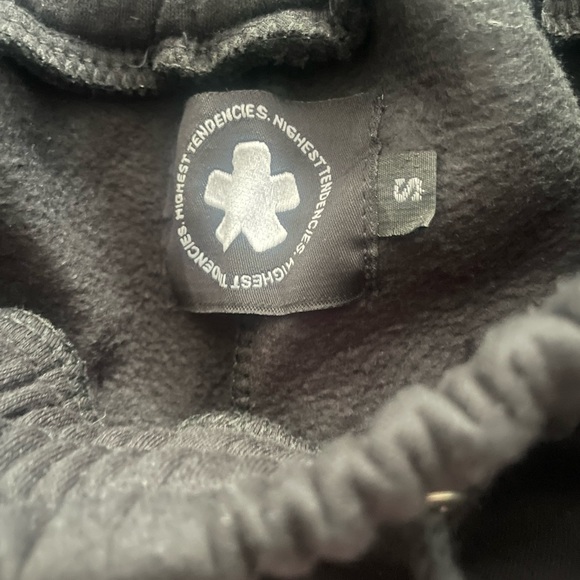 Highest tendencies sweats - Picture 3 of 3